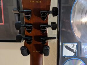 Samick Artist Series rare Korean mid 90s custom built. See this at Guitar Pickers in Scottsdale. $900